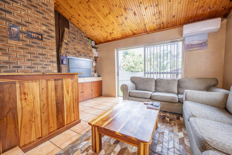 4 Bedroom Property for Sale in De Tijger Western Cape